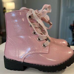 Tahari girl patent leather pink boots